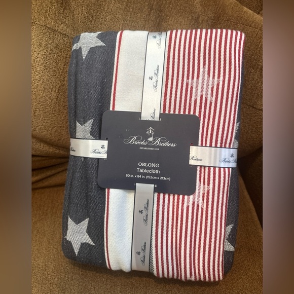 Brooks Brothers Tablecloth 60x84 American Flag 4th July, Cotton Stars & Stripes - Picture 1 of 3